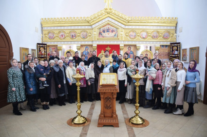 В поселке Жасминный прошла «молодежная Литургия»