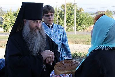 Освящен храм в поселке Поливановка города Саратова