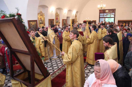 Божественная литургия в Александро-Невском храме г. Ртищево
