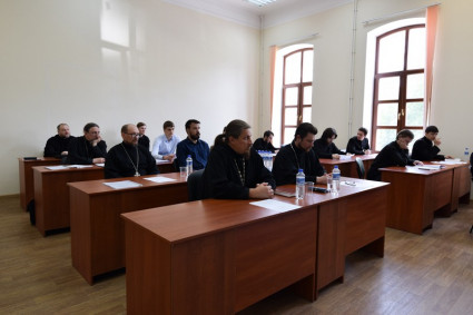 В Саратовской семинарии состоялась защита курсовых работ