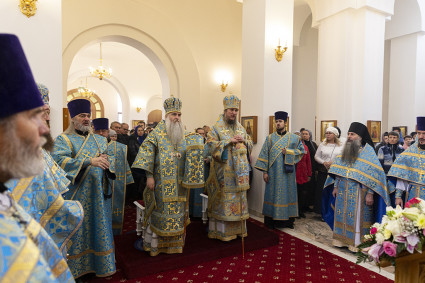 Божественная литургия в Свято-Алексиевском женском монастыре г. Саратова
