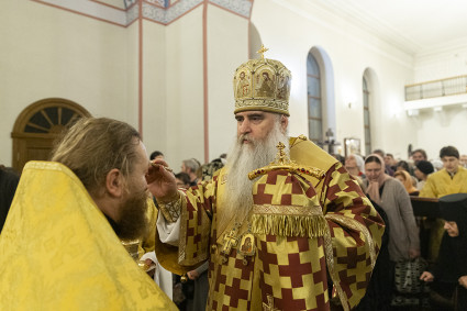 Всенощное бдение в Свято-Никольском мужском монастыре г. Саратова