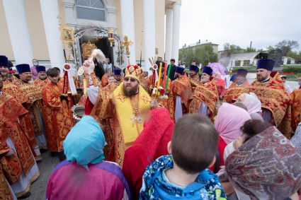 Митрополит Игнатий совершил Божественную литургию в Свято-Троицком кафедральном соборе г. Вольска