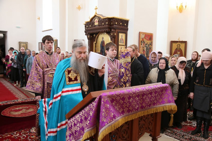 Божественная литургия в храме во имя святого праведного Иоанна Кронштадтского с. Алексеевка Хвалынского района