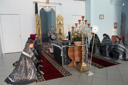 Литургия Преждеосвященных Даров в храме в честь Покрова Пресвятой Богородицы г. Петровска