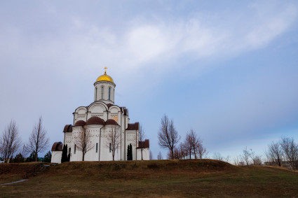 Литургия в храме великомученика Георгия Победоносца г. Саратова