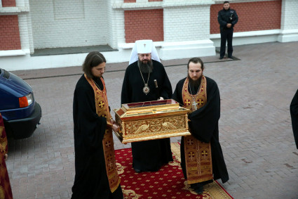 В Саратов доставлен ковчег с частью мощей святителя Иннокентия, епископа Саратовского и Пензенского