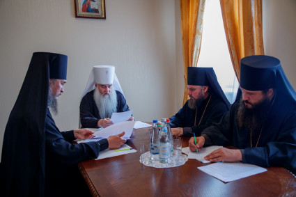 Состоялось заседание Архиерейского совета