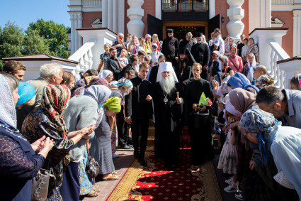 Божественная литургия в храме в честь Покрова Божией Матери г. Саратова