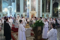 Всенощное бдение в Духосошественском кафедральном соборе Саратова