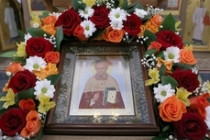 Божественная литургия в храме в честь Рождества Христова с. Рыбушка Саратовского района