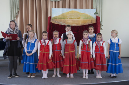 В Саратове прошел финальный этап епархиального фестиваля детского творчества «Поделись радостью с другом» (старшая группа)