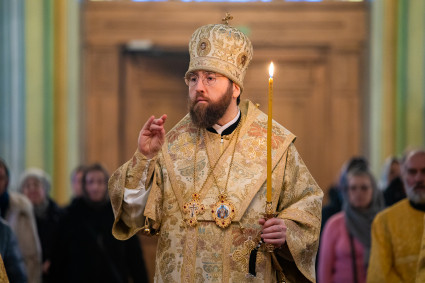 Митрополит Игнатий совершил всенощное бдение в Покровском соборе г. Саратова.