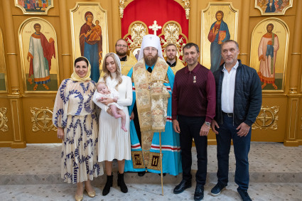 Митрополит Игнатий совершил таинство Крещения