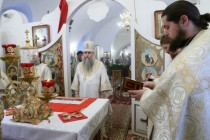 Божественная литургия в Спасо-Преображенском мужском монастыре Саратова