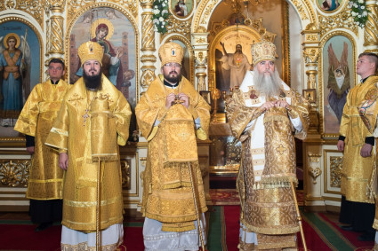 Божественная литургия в Успенском кафедральном соборе города Пензы