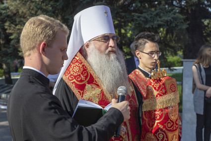 Заупокойная лития на Воскресенском кладбище г. Саратова