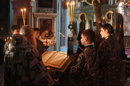 Пассия в Духосошественском кафедральном соборе г. Саратова