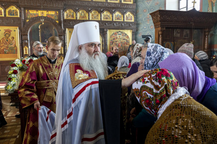 Божественная литургия в Крестовоздвиженском храме г. Хвалынска