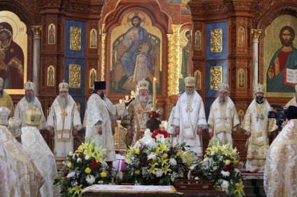 Божественная литургия в Благовещенском кафедральном соборе г. Воронежа