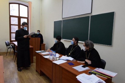 В Саратовской семинарии состоялась защита курсовых работ