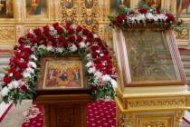 Всенощное бдение в Покровском храме Саратова