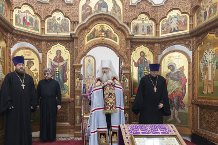 Божественная литургия в храме в честь святого равноапостольного великого князя Владимира г. Саратова