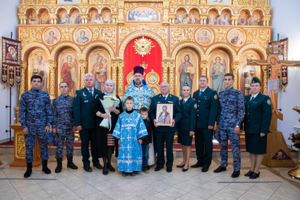 В храм святого благоверного князя Александра Невского г. Саратова была передана икона святого с частицей его мощей