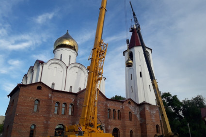 Завершена установка крестов и куполов храма Тихона Задонского