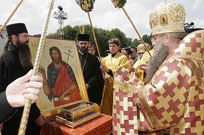 Прибытие десницы святого Пророка, Предтечи и Крестителя Господня Иоанна. Крестный ход. Саратов.