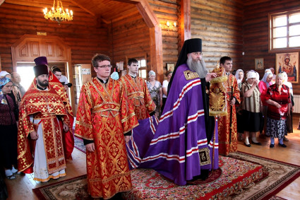 Божественная литургия. в храме в честь Сретения Господня г.Саратова