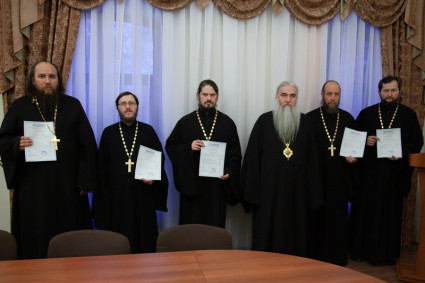 В СПДС завершилось обучение очередной группы священнослужителей на курсах повышения квалификации