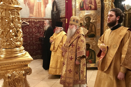 Всенощное бдение в Успенском соборе Свято-Троицкой Сергиевой Лавры