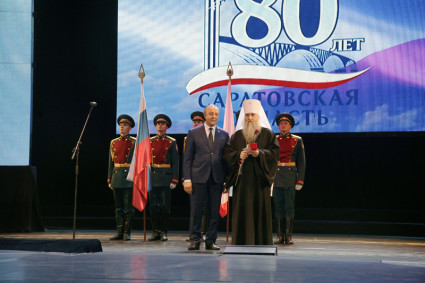 Митрополит Лонгин принял участие в праздновании 80-летия Саратовской области