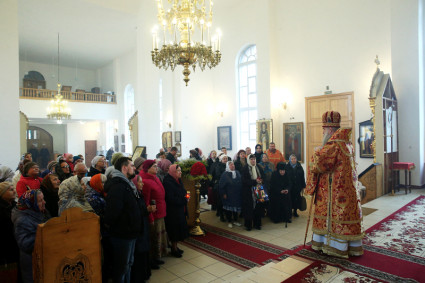 Божественная литургия в храме в честь Казанской иконы Божией Матери г.Саратова