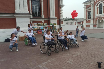 В Покровском храме Саратова прошел фестиваль творчества инвалидов «Спас Нерукотворный»