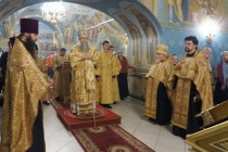 Всенощное бдение в Свято-Троицком соборе Саратова