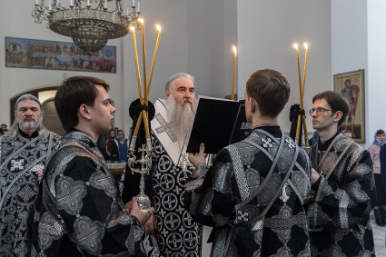 Пассия в храме святителя Спиридона Тримифунтского г. Саратова
