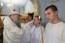 Крещальная Литургия в Свято-Троицком соборе Саратова