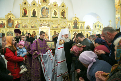 Божественная литургия в храме в честь Рождества Христова г.Саратова