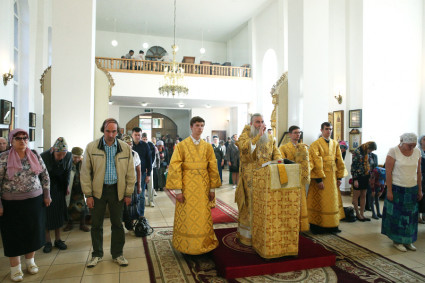 Всенощное бдение в храме в честь Казанской иконы Божией Матери г. Саратова