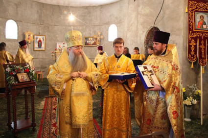 Божественная литургия в Петропавловском храме г. Аткарска