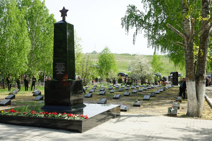 Панихида на Вольском кладбище по усопшим воинам