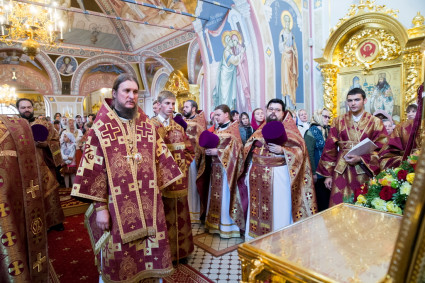 В Саратовской митрополии отмечается день празднования Собора Саратовских святых