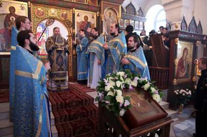 Престольный праздник в храме в честь иконы Божией Матери "Утоли моя печали"
