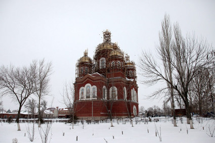 Освящение крестов на купола храма в честь Воскресения Господня г. Пугачева