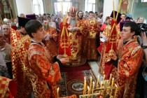Божественная литургия и панихида в храме в честь всех Святых, в земле Российской просиявших Саратова