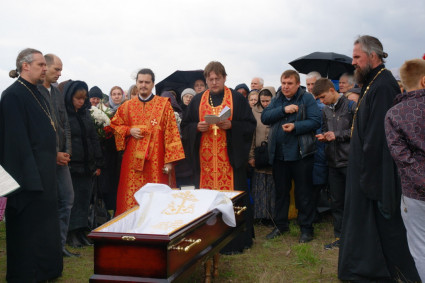 Совершено отпевание священника Игоря Пихтовникова