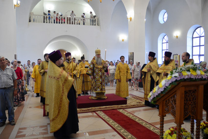 Всенощное бдение в храме в честь Рождества Христова г. Саратова