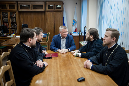 Митрополит Игнатий встретился с вице-губернатором Саратовской области Михаилом Александровичем Исаевым